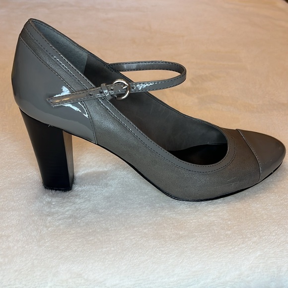 Nine West High Heel Shoes Slate Gray Size 7.5 Patent Toe/Heel Ankle Strap GREAT - Picture 6 of 14